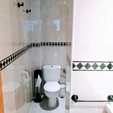 Tirwal Juderia Apartman *